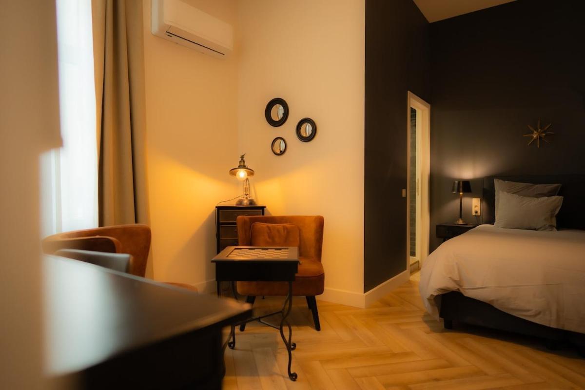 Mayor's Office - Grand Place Bergen